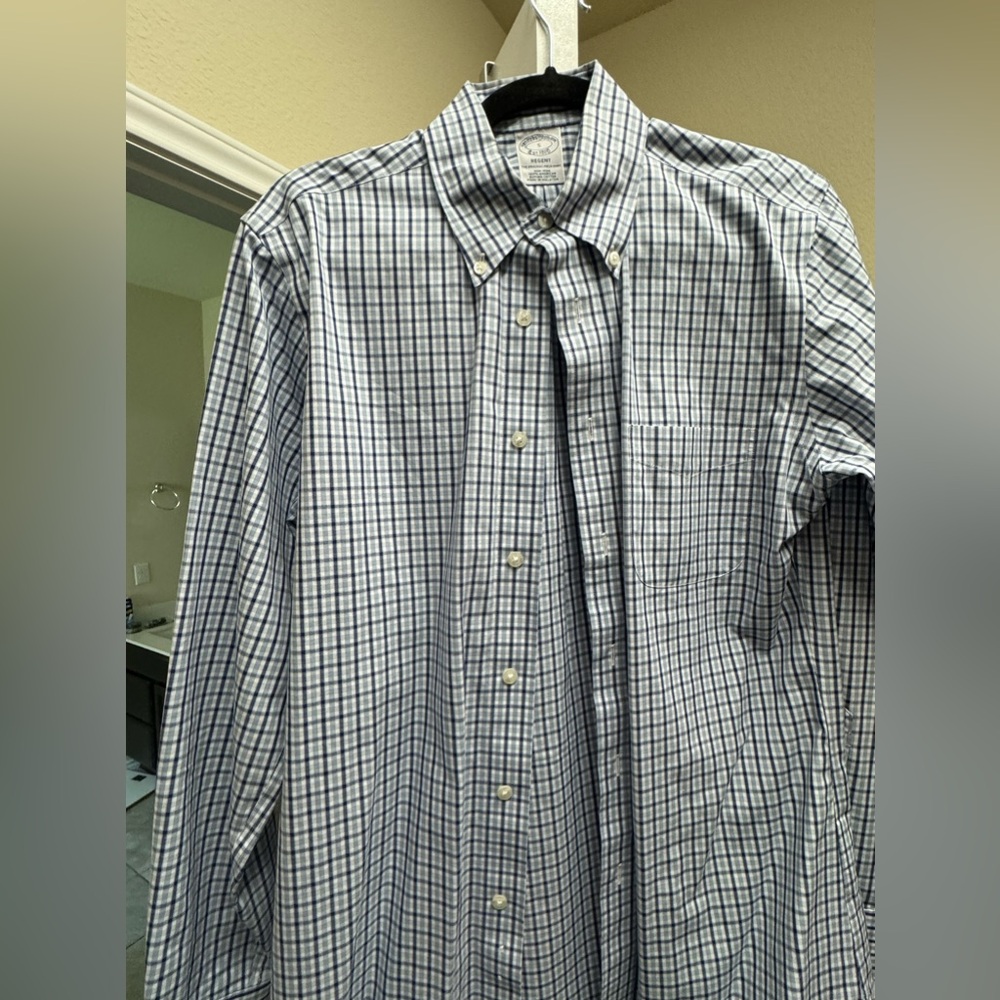 Brooks Brothers sports shirt size small blue non iron